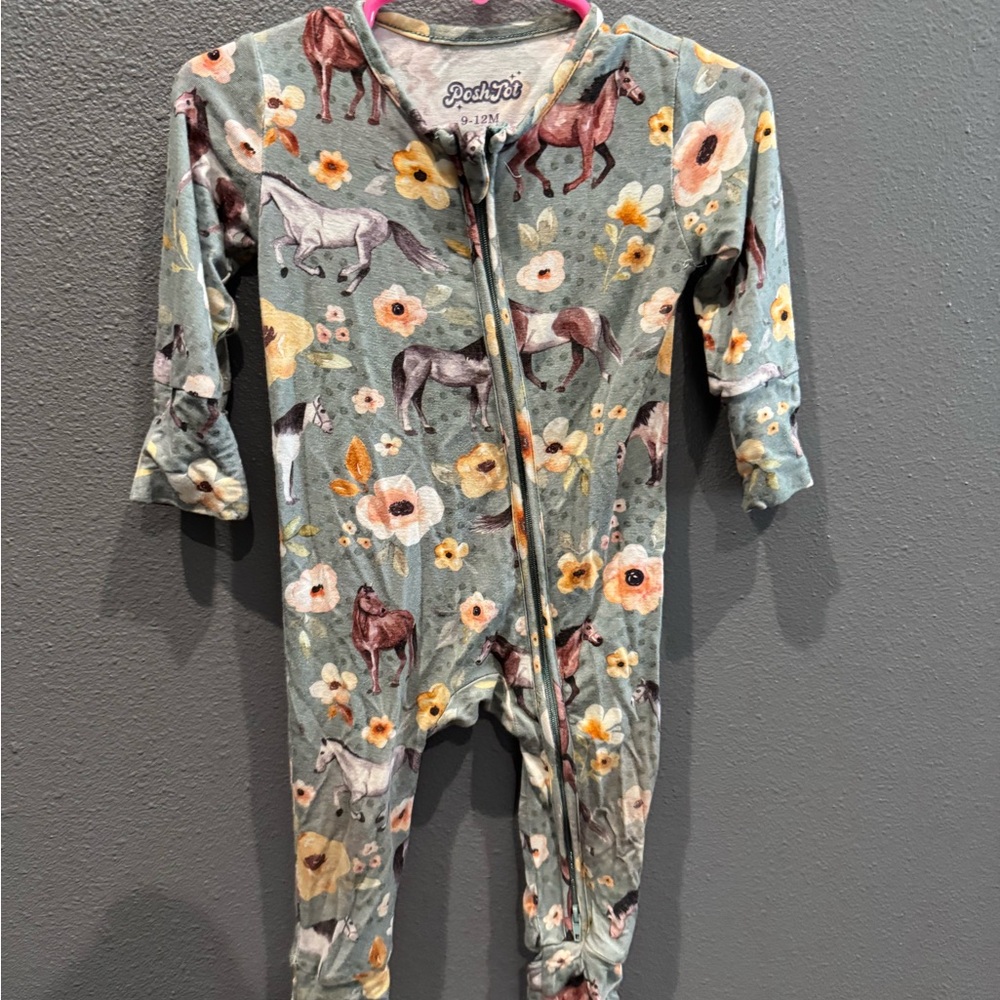 Multicolor Horse and Floral Footie
